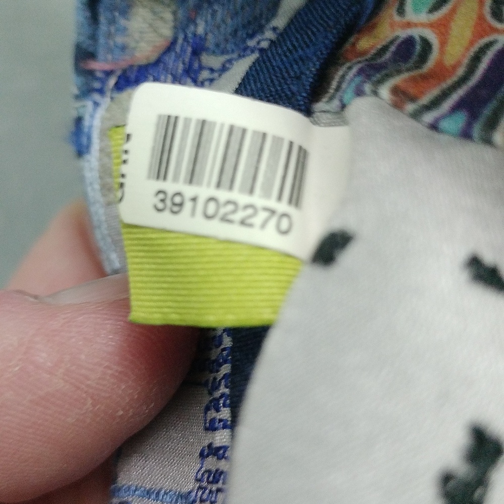 Robert Graham - Picture 10 of 10
